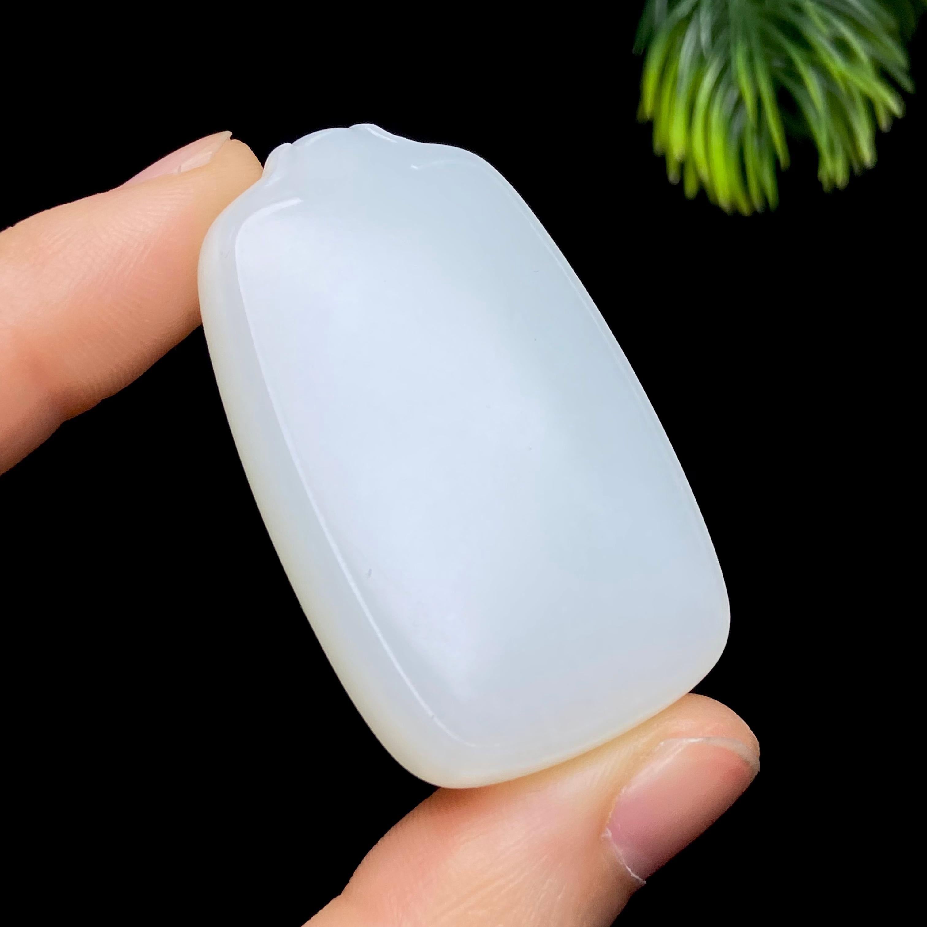 和田玉新疆料白玉无事牌（31.8g）