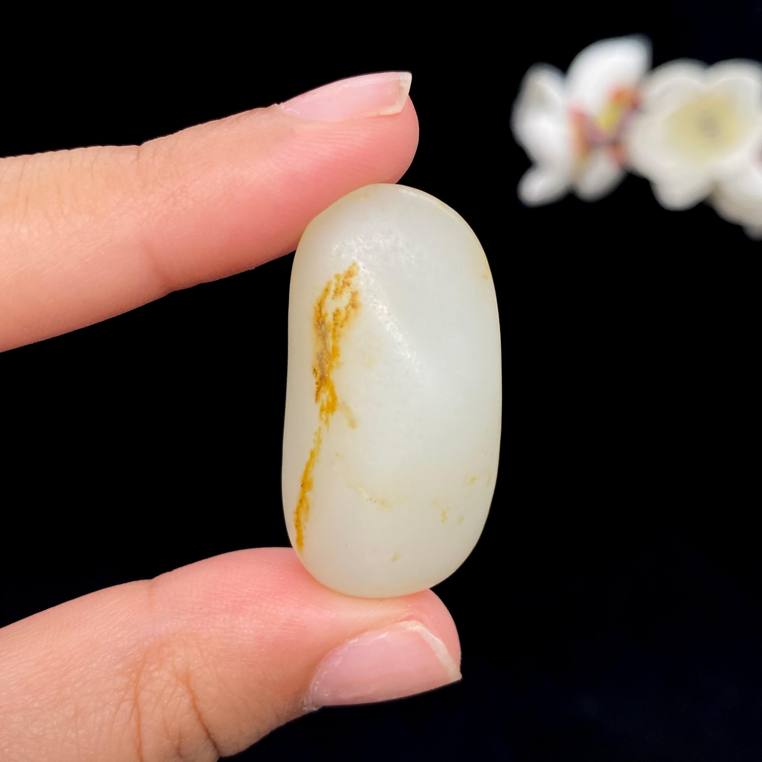 和田玉白玉籽料（12.8g）