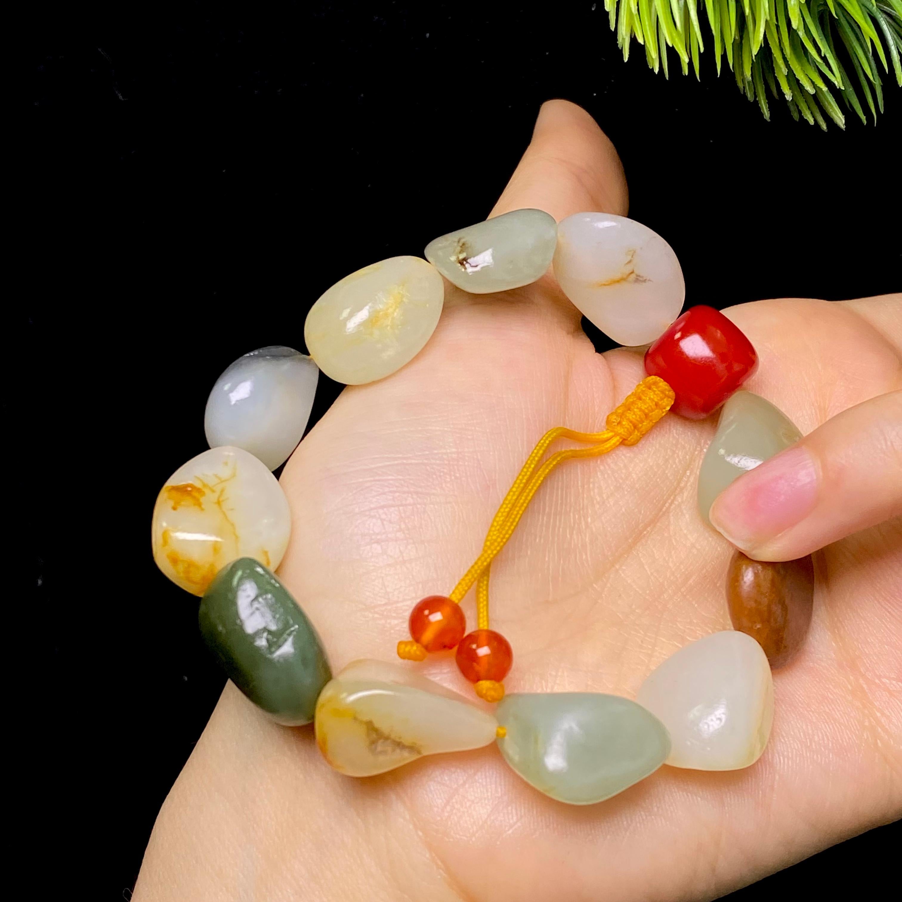 和田玉多宝籽料手串（45.9g）