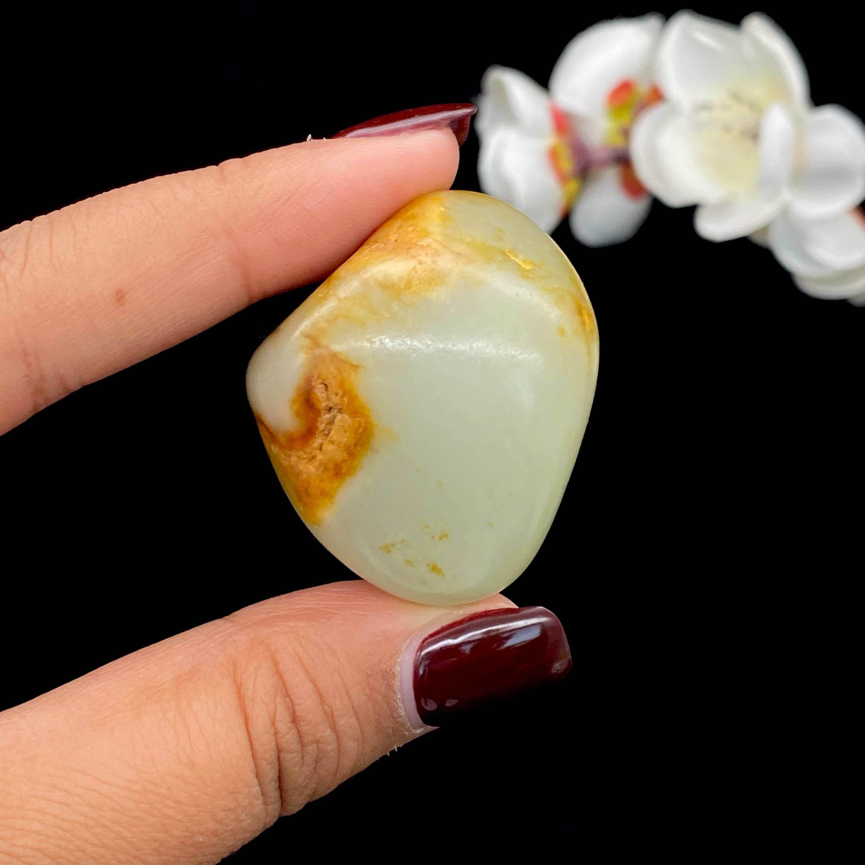 和田玉聚黄皮籽料原石（44.8g）