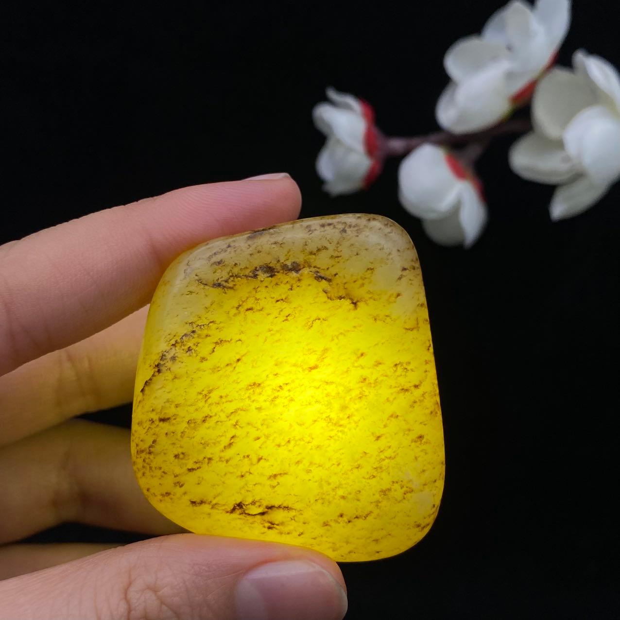【超值推荐】和田玉洒金皮籽料挂件（52.2g）