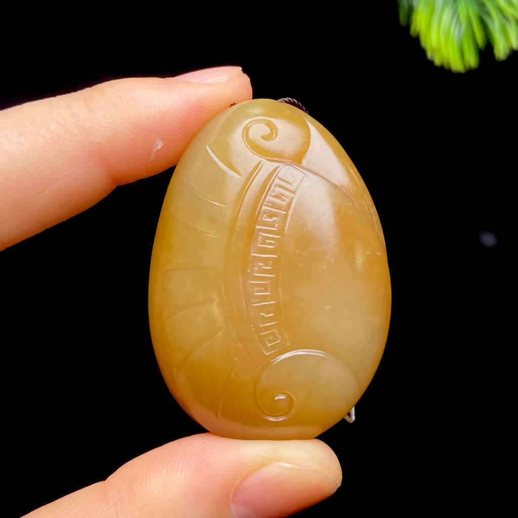 和田玉糖白花开富贵（41.4g）