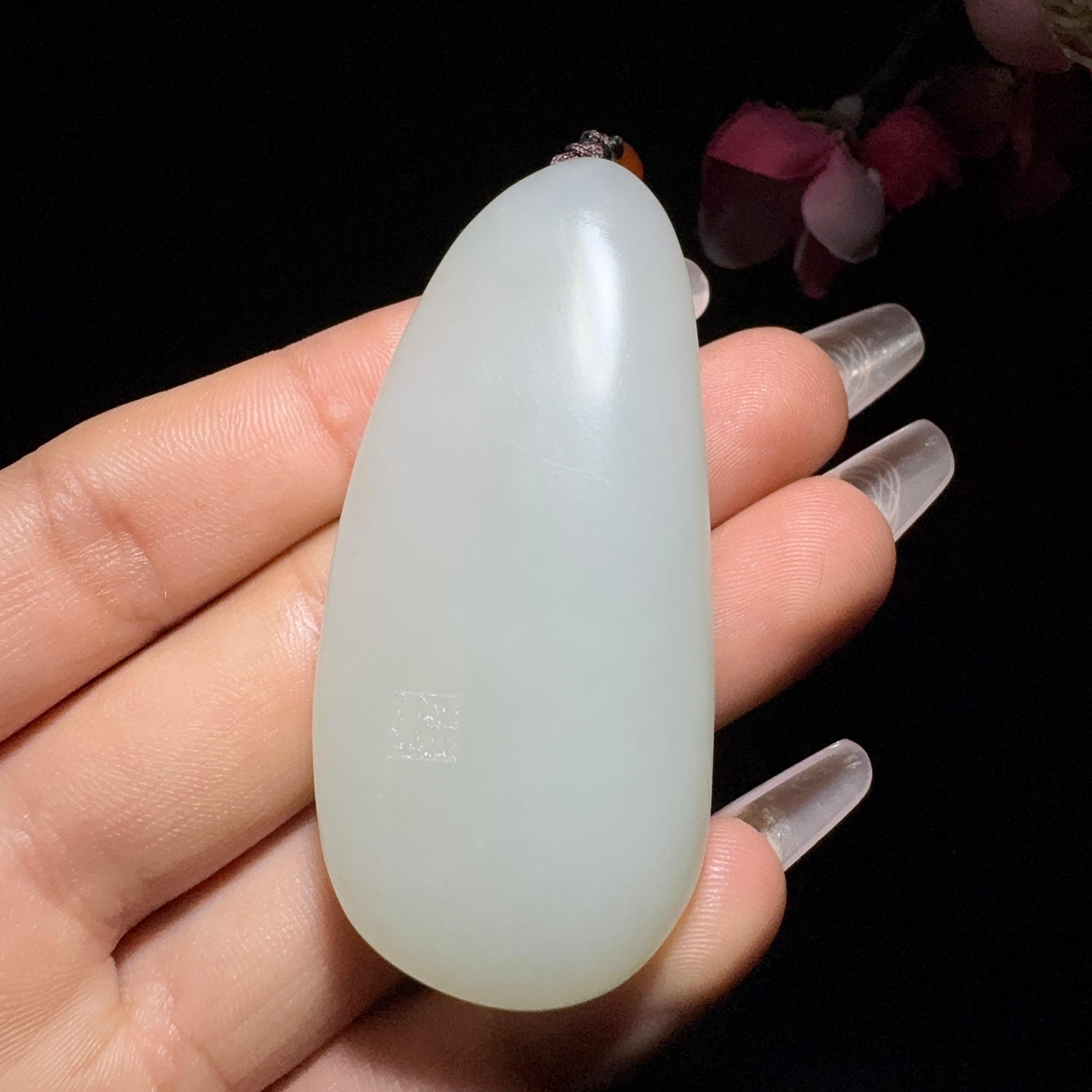 和田玉籽料挂件一夜封侯（38.9g）