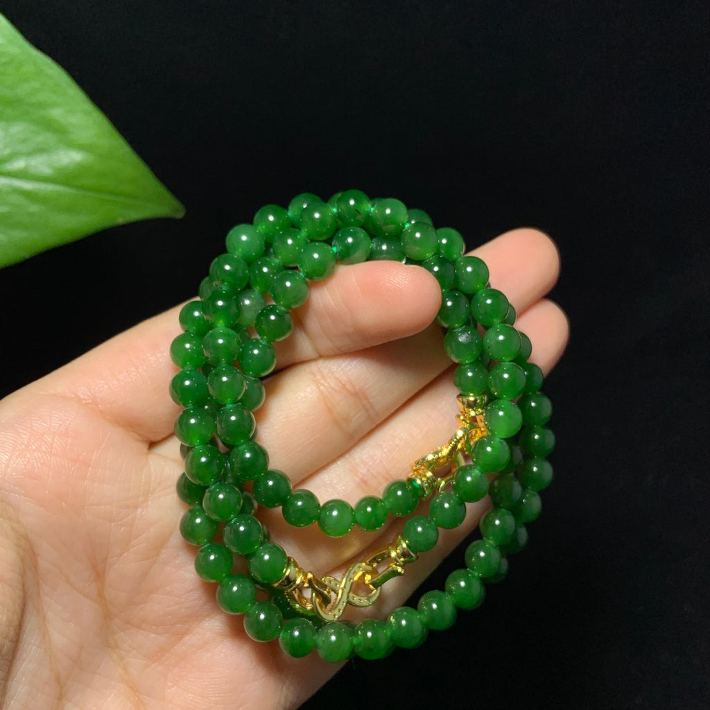 精品和田碧玉阳绿项链手串套装（38.0g）