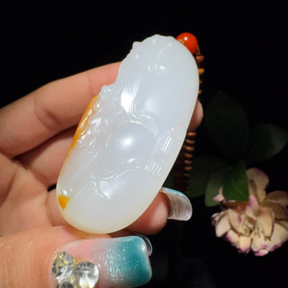 和田玉籽料挂件关公（58.9g）