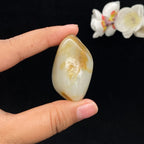 和田玉黄皮青花籽料大挂件（52.8g）