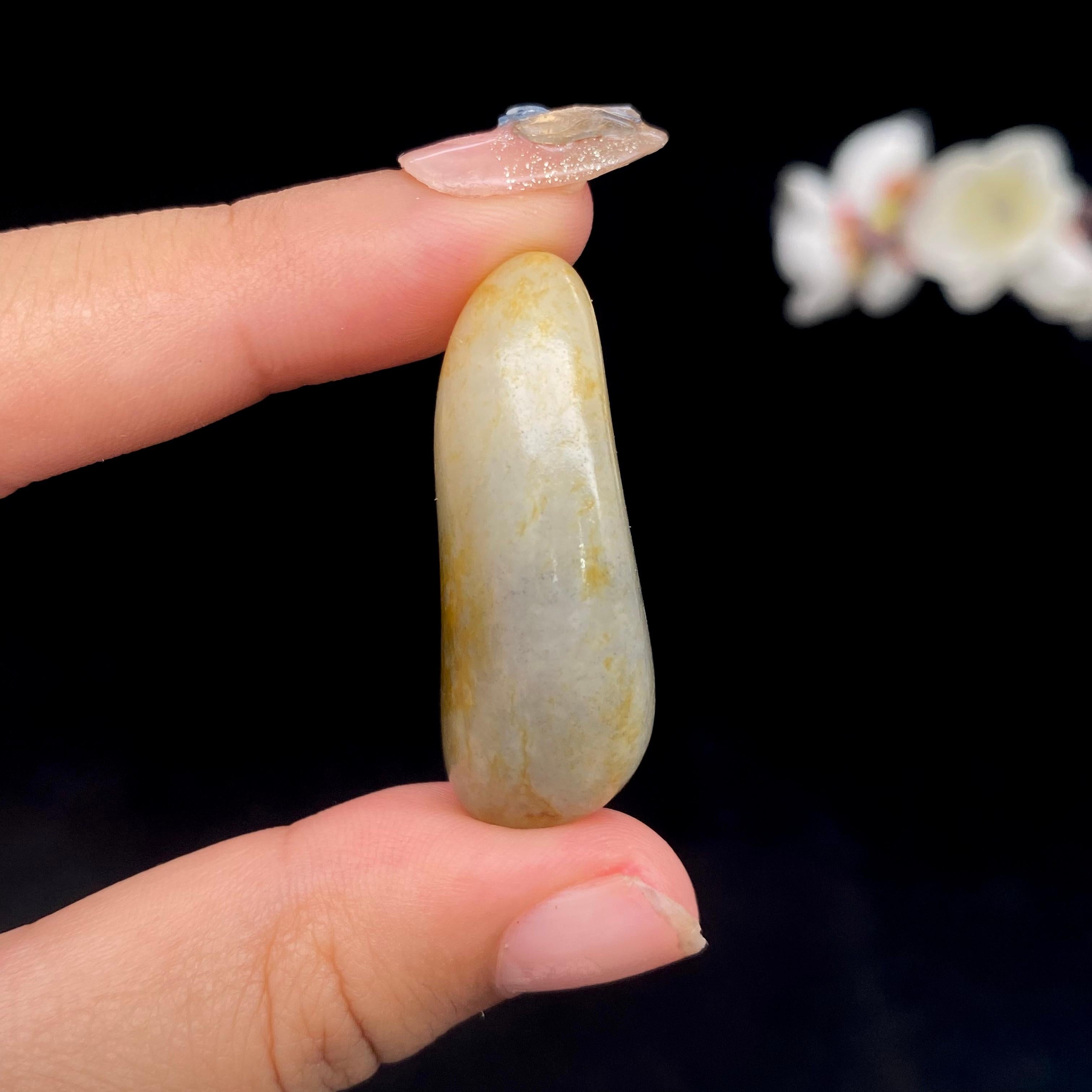 和田玉洒金皮籽料（17.9g）