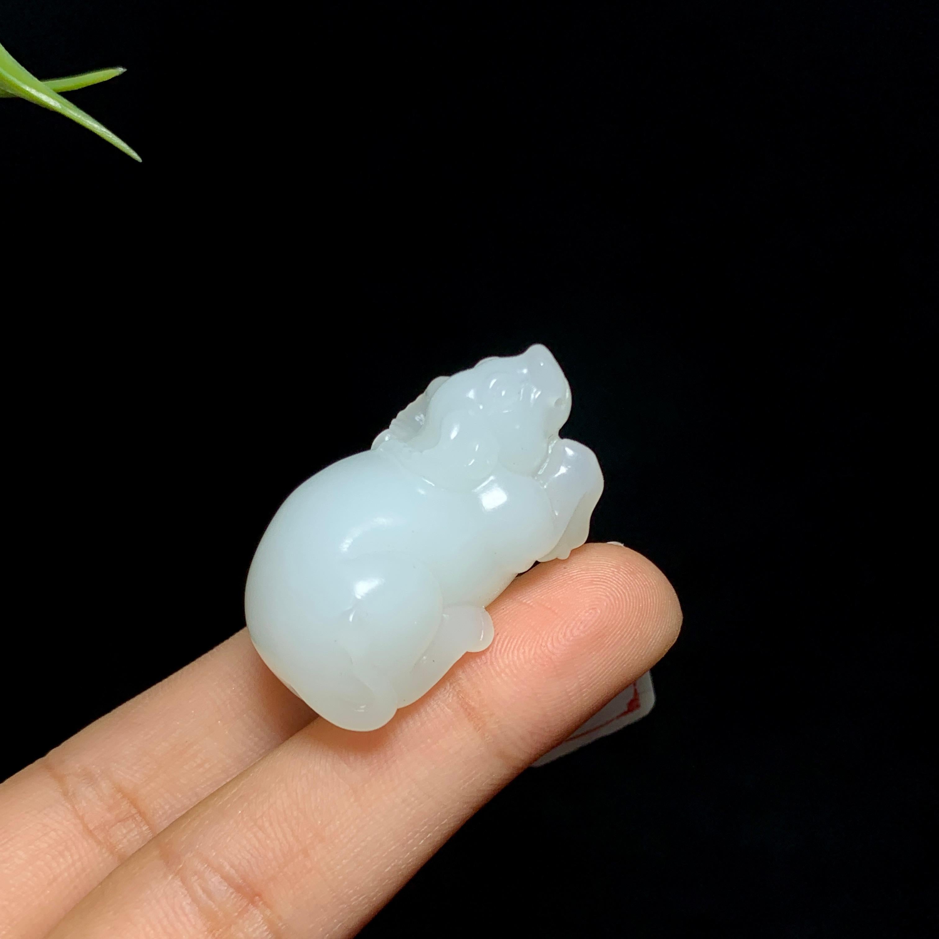和田山料白玉生肖立体牛（g）