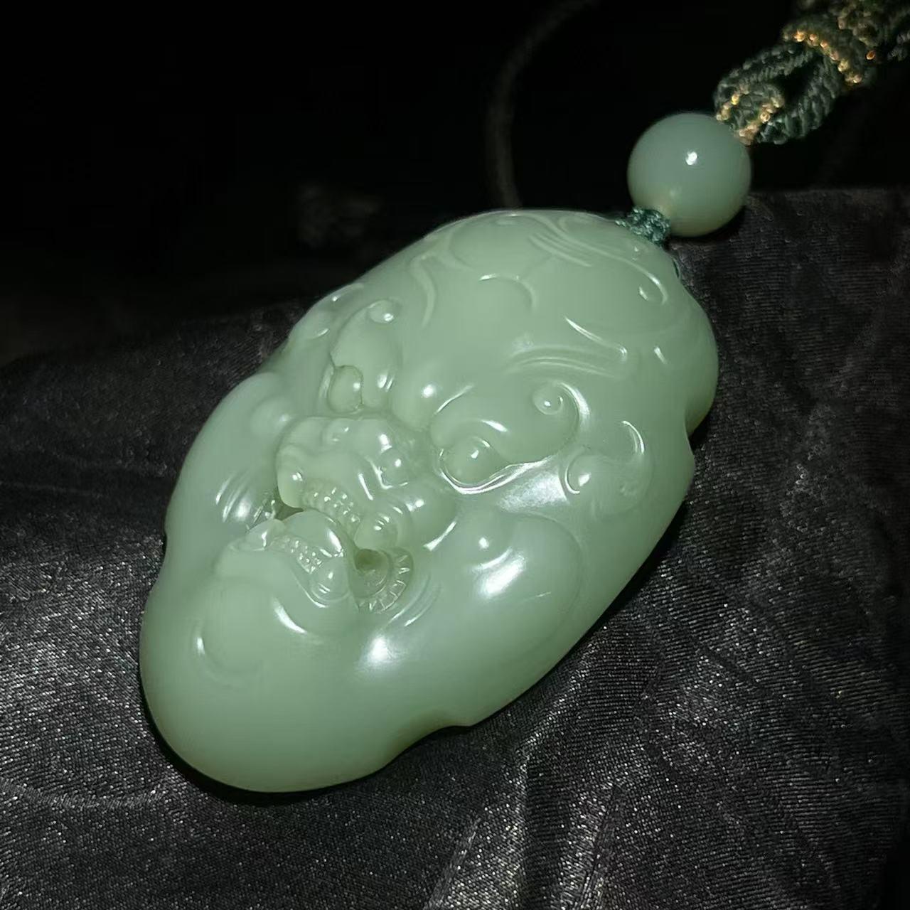 和田玉碧玉粉青守护（47.8g）