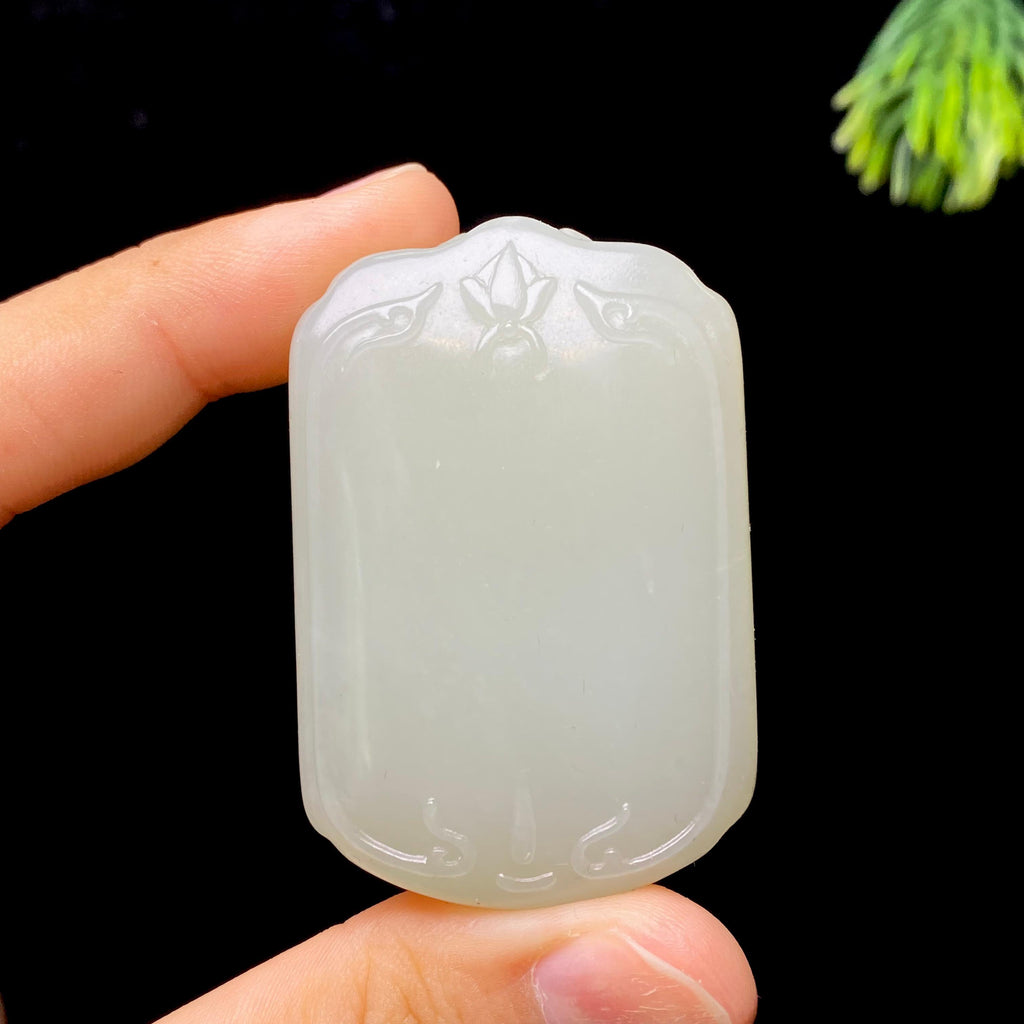 和田玉籽料无事牌（51.5g）