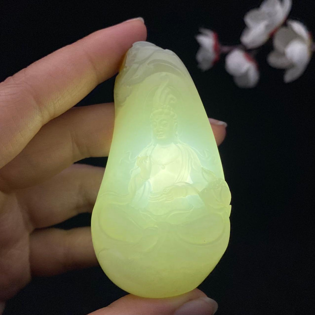 和田玉白玉籽料【观音】（58.3g）