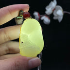 和田玉白玉籽料【回头貔貅】挂件（36.5g）
