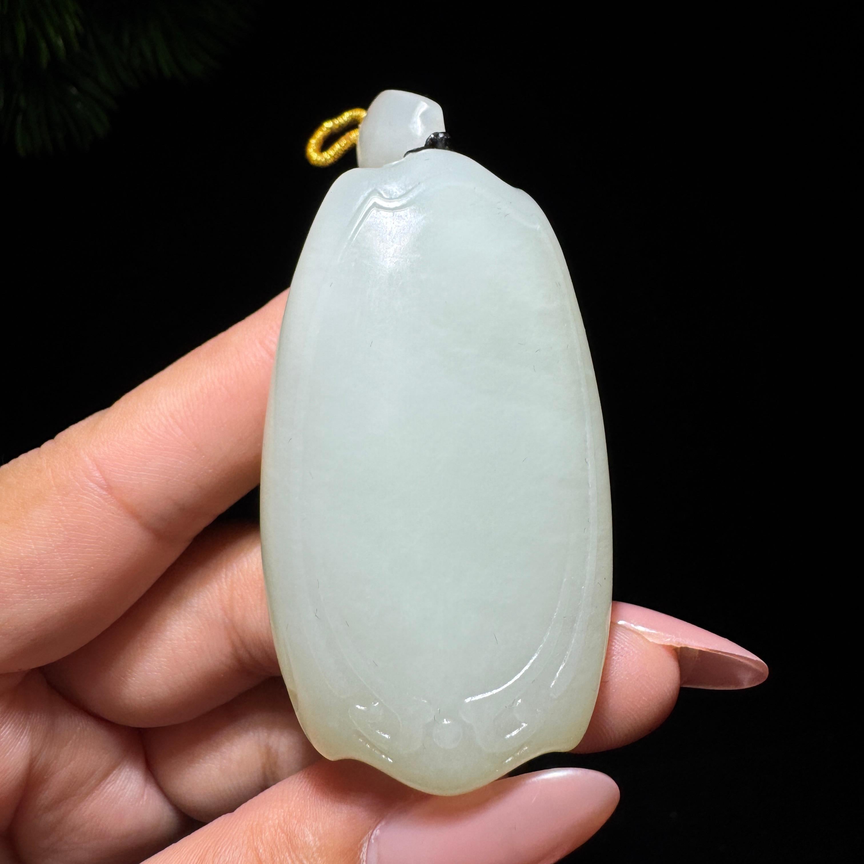 和田玉籽料撒金皮无事牌（59.0g）