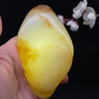 和田玉洒金皮籽料手把件（266.1g）