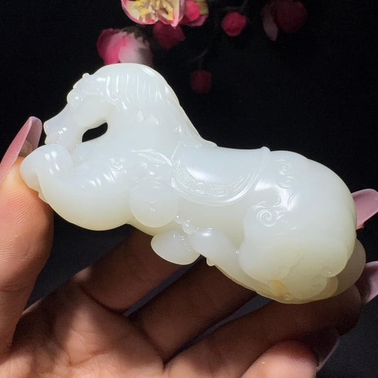 和田玉籽料手把件马到功成（114.4g）