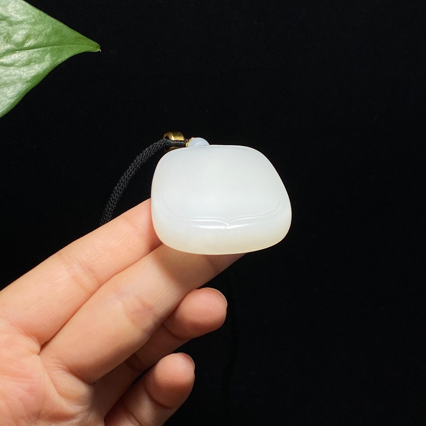 和田玉羊脂白平安无事牌（44.4g）