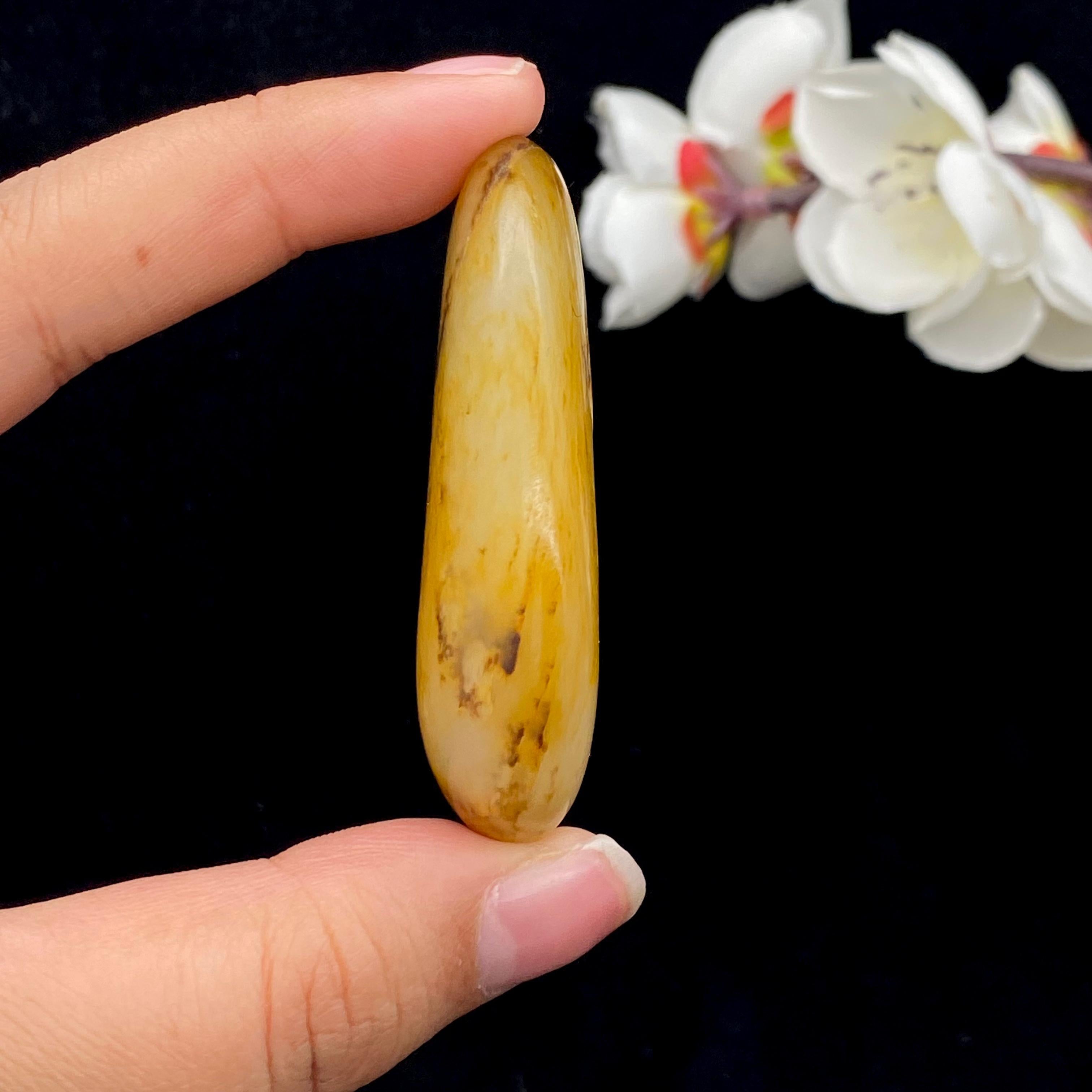 和田玉聚黄皮籽料（46.4g）