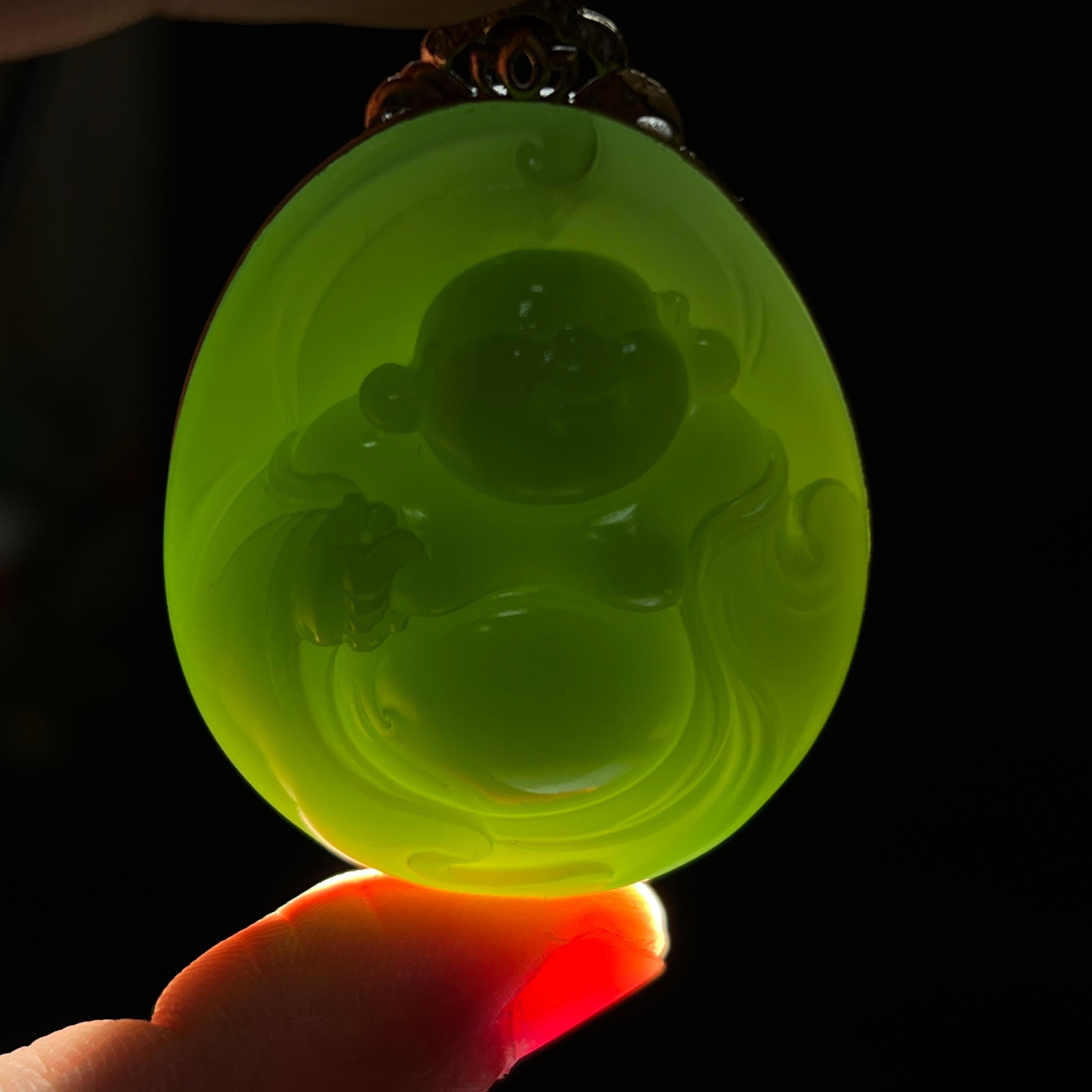 和田玉碧玉冰粉绿18k金镶佛公挂件（41.8g）