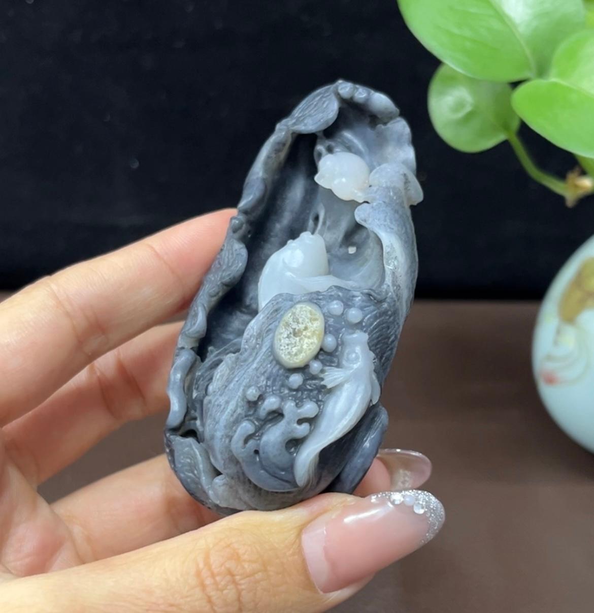 新疆和田玉籽料青花年年有余手把件摆件（137.1g）