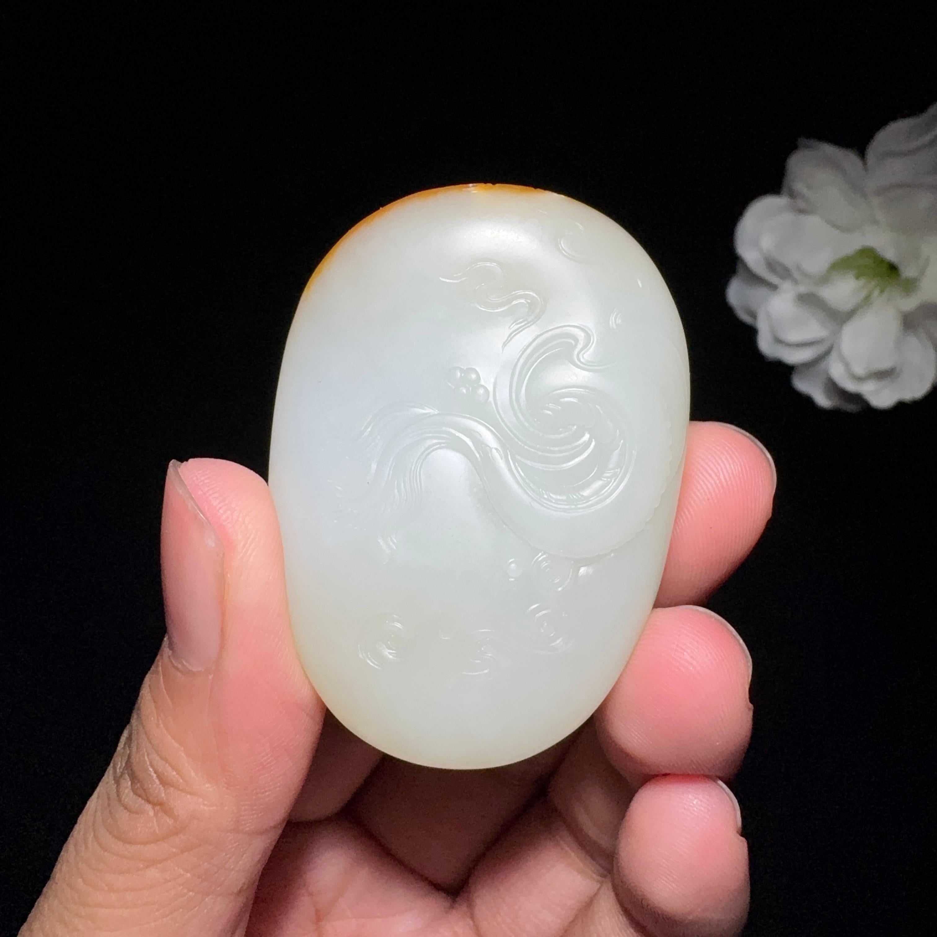 和田玉籽料挂件龙行天下（49.0g）