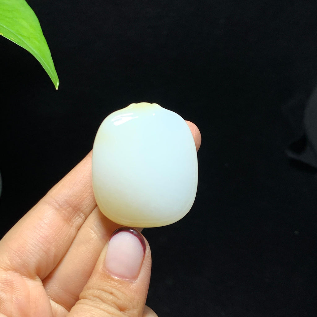 和田山料糖白玉无事牌挂件（33.7g）