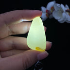 和田玉白玉带黄皮籽料挂件（23.6g）