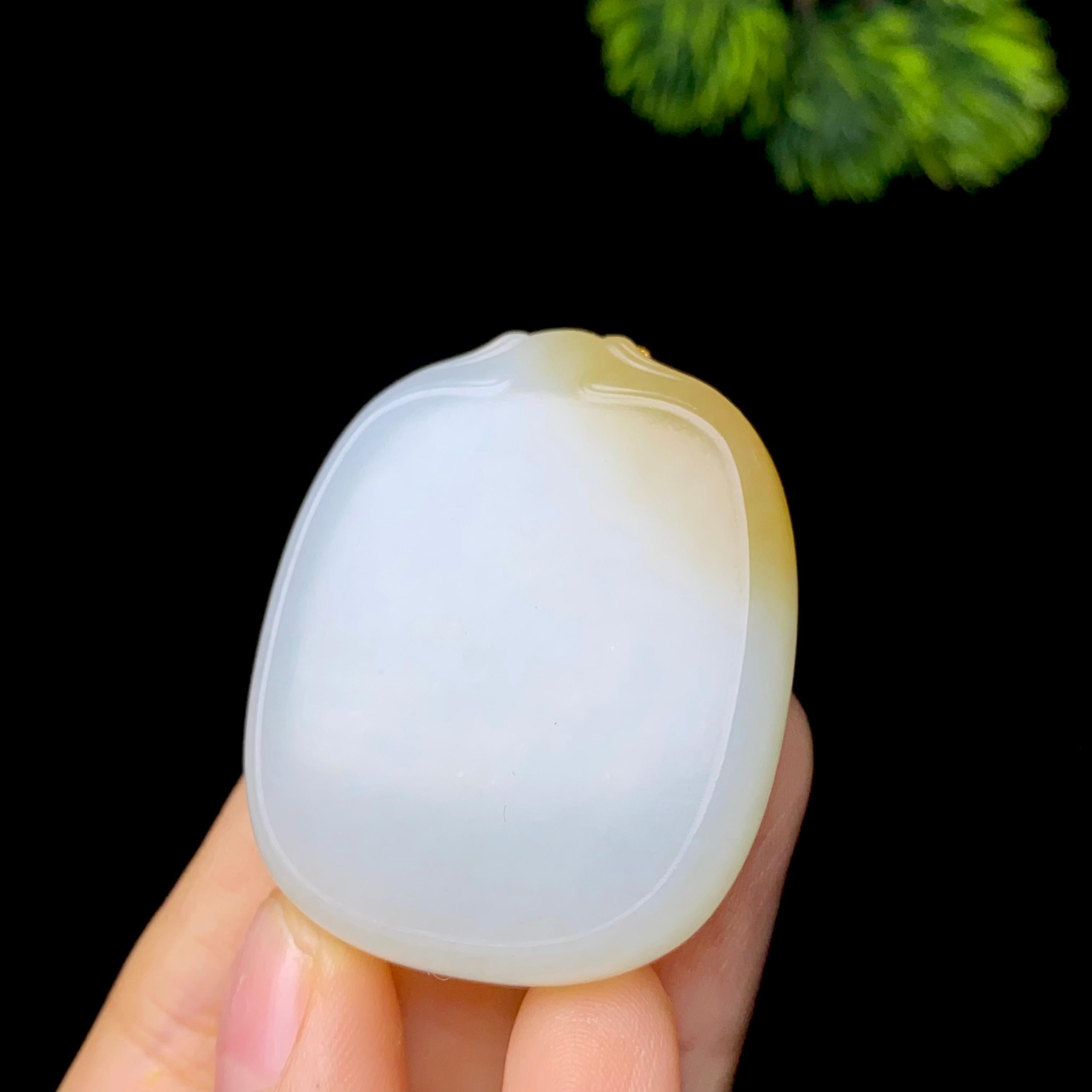 和田玉糖白无事牌（31.4g）