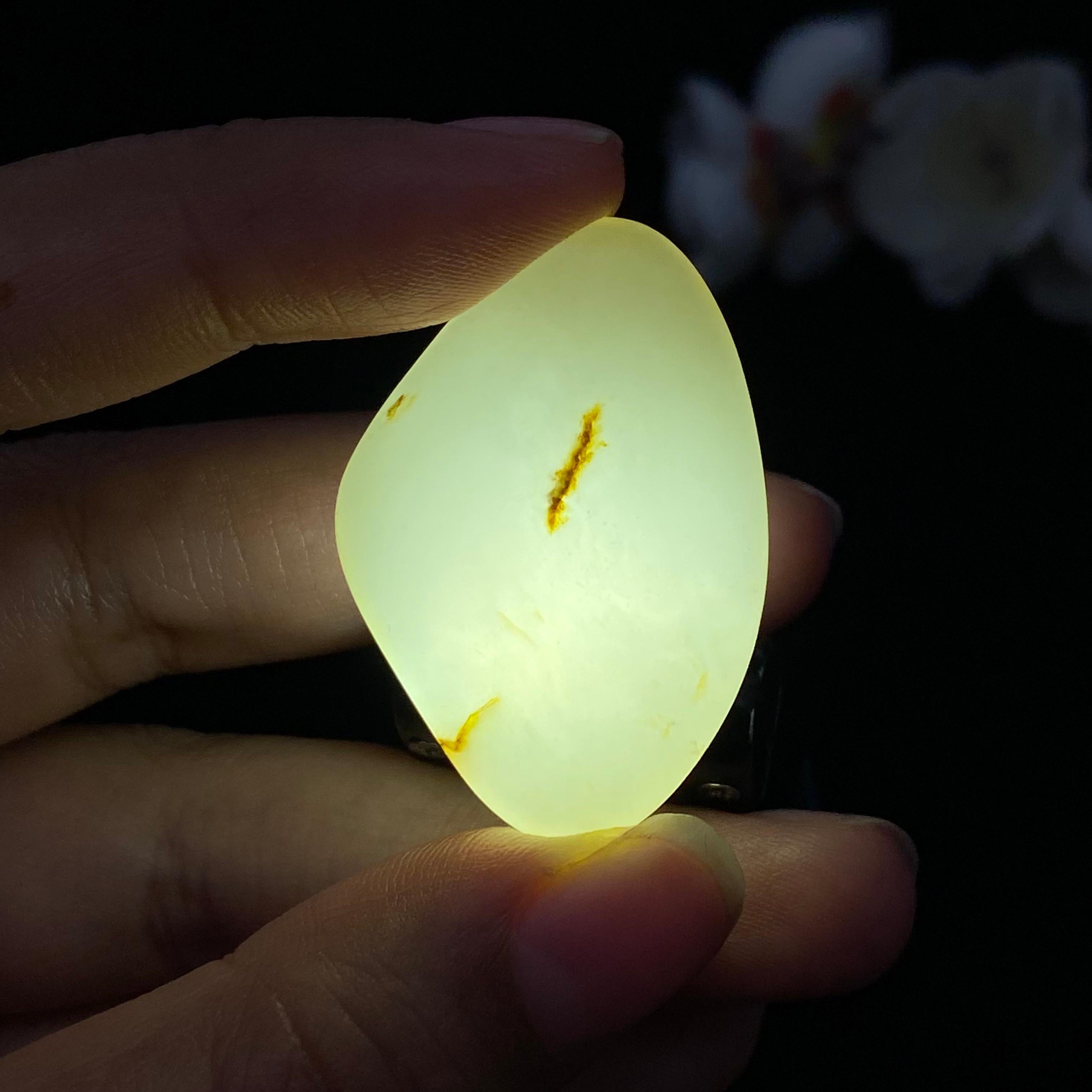 和田玉洒金皮籽料吊坠籽（12.9g）