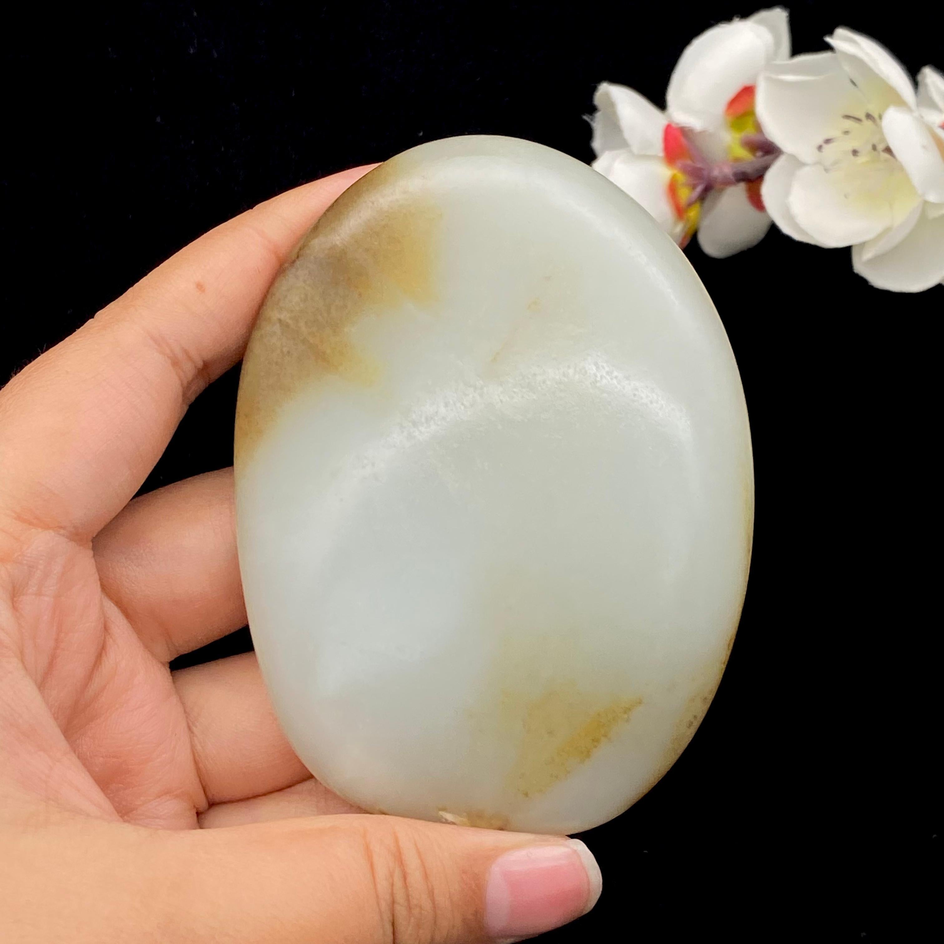 和田玉秋梨皮籽料（212.1g）