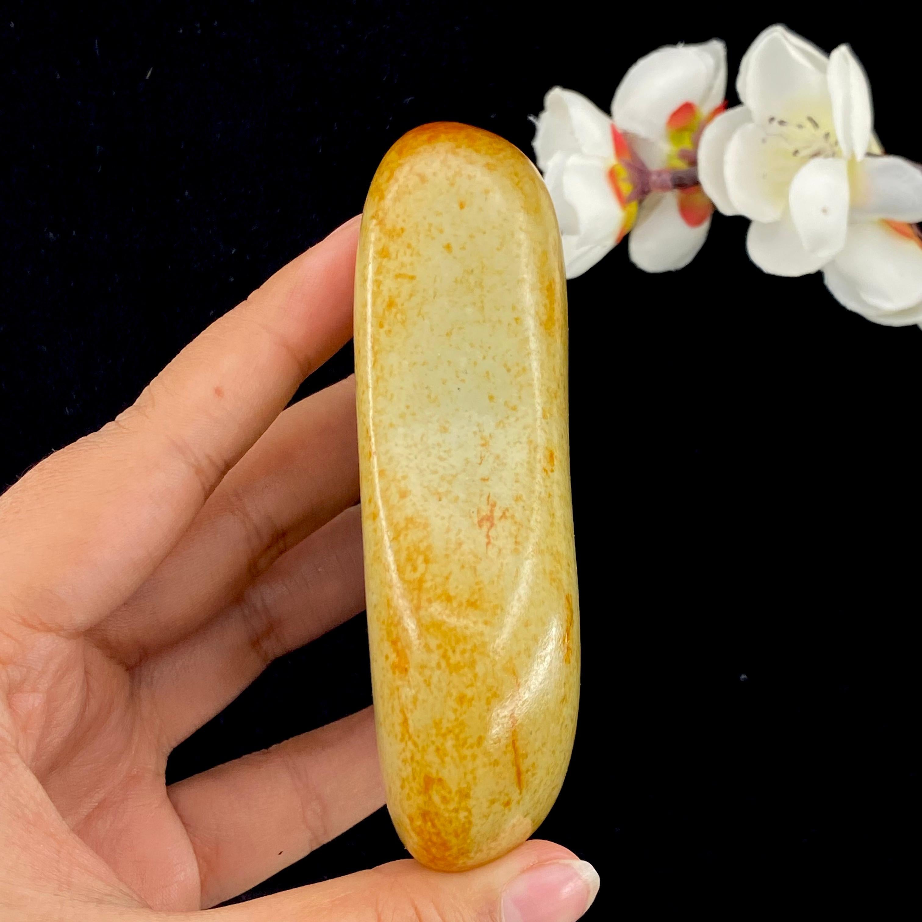 和田玉洒金皮籽料原石（298.8g）