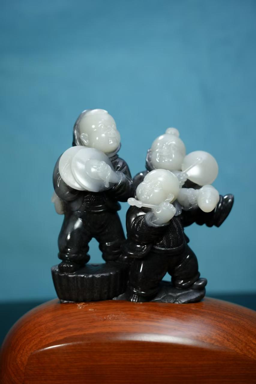 和田籽料童趣摆件（644.0g）