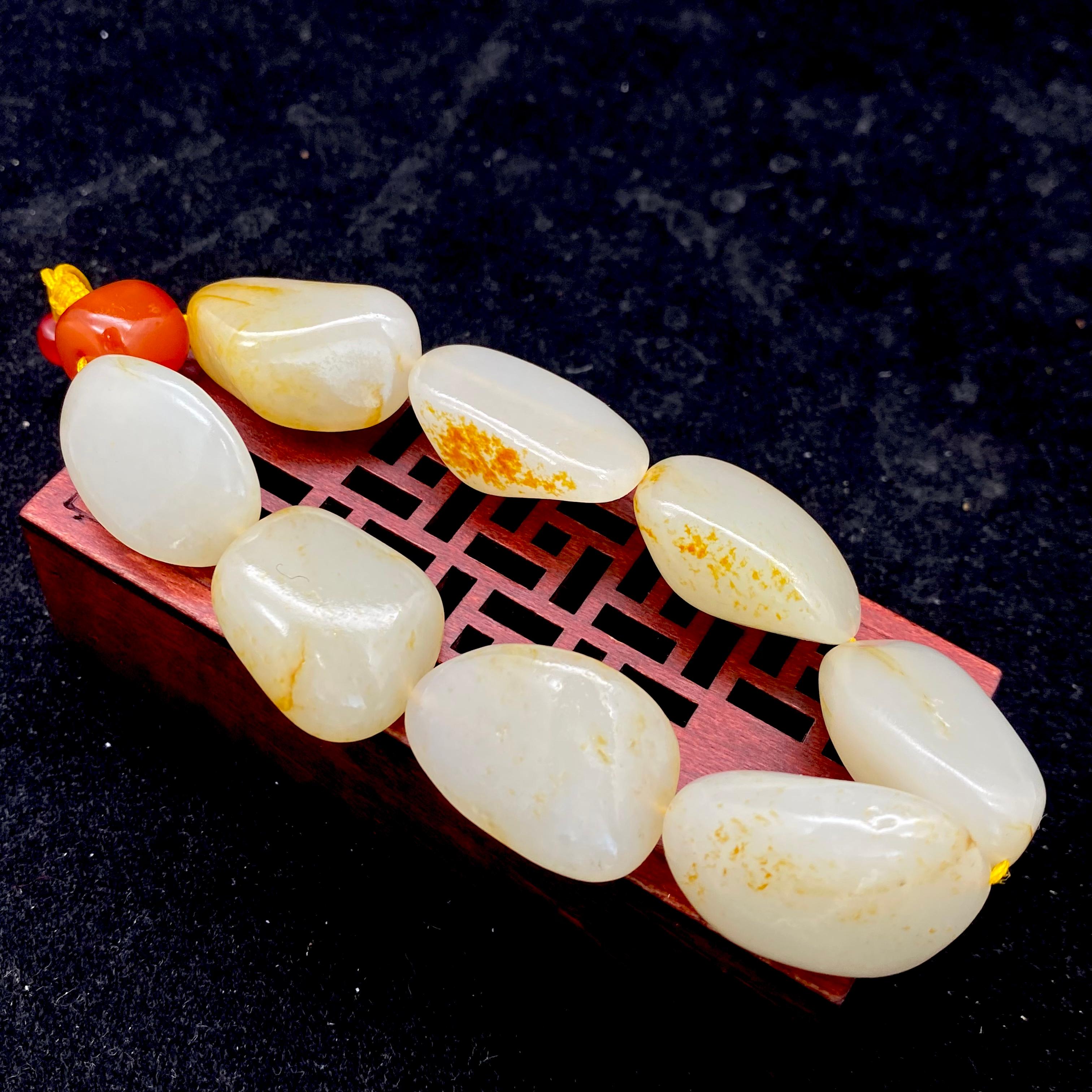 和田玉洒金皮【精品手串】（81g）