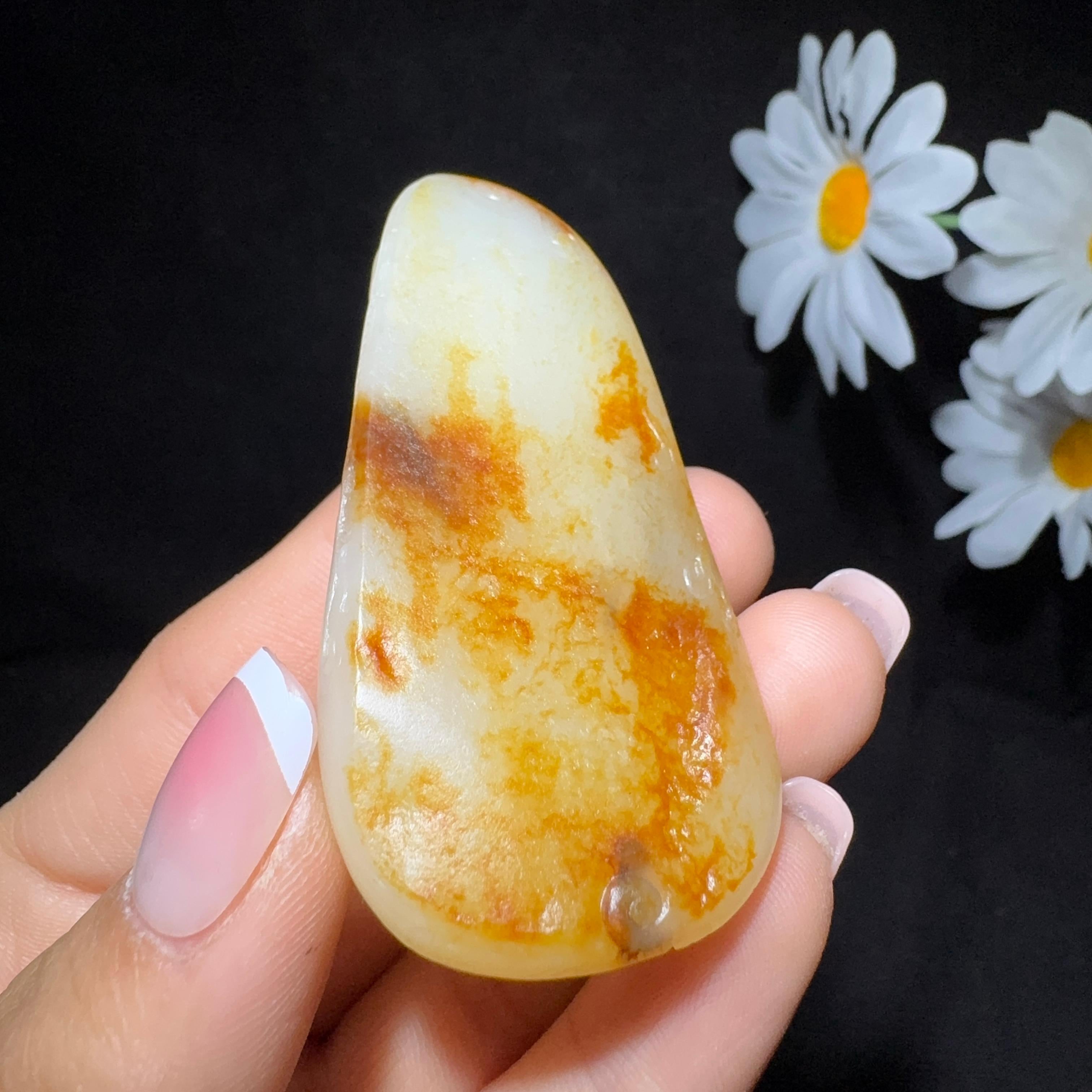 和田玉籽料挂件龙行天下（38.7g）