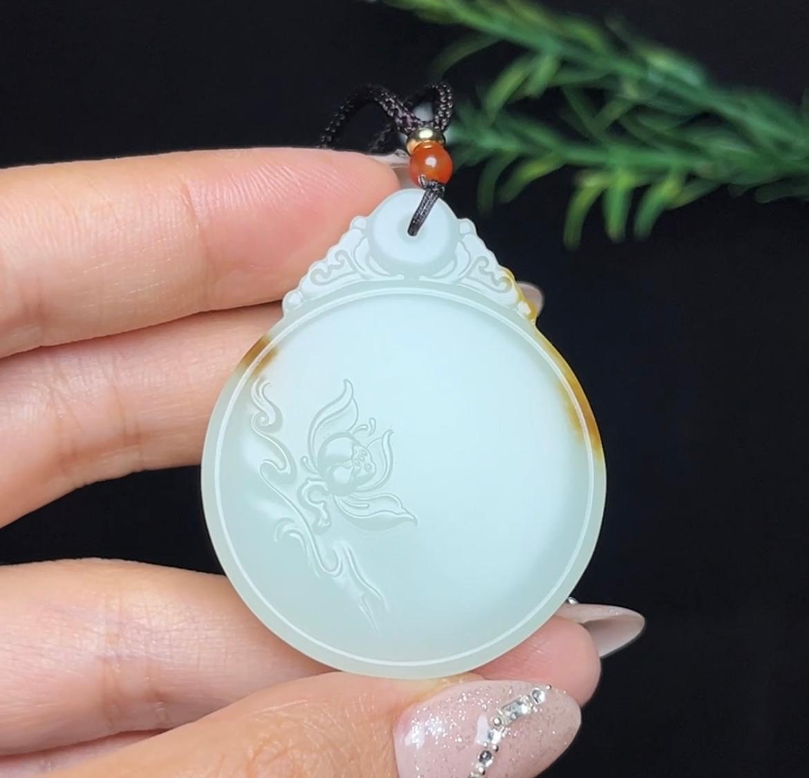 和田玉糖白莲花平安无事牌（29.0g）