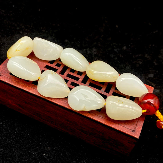 和田玉洒金皮【精品手串】（56.9g）