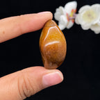 和田玉黄沁皮籽料挂件（20.4g）