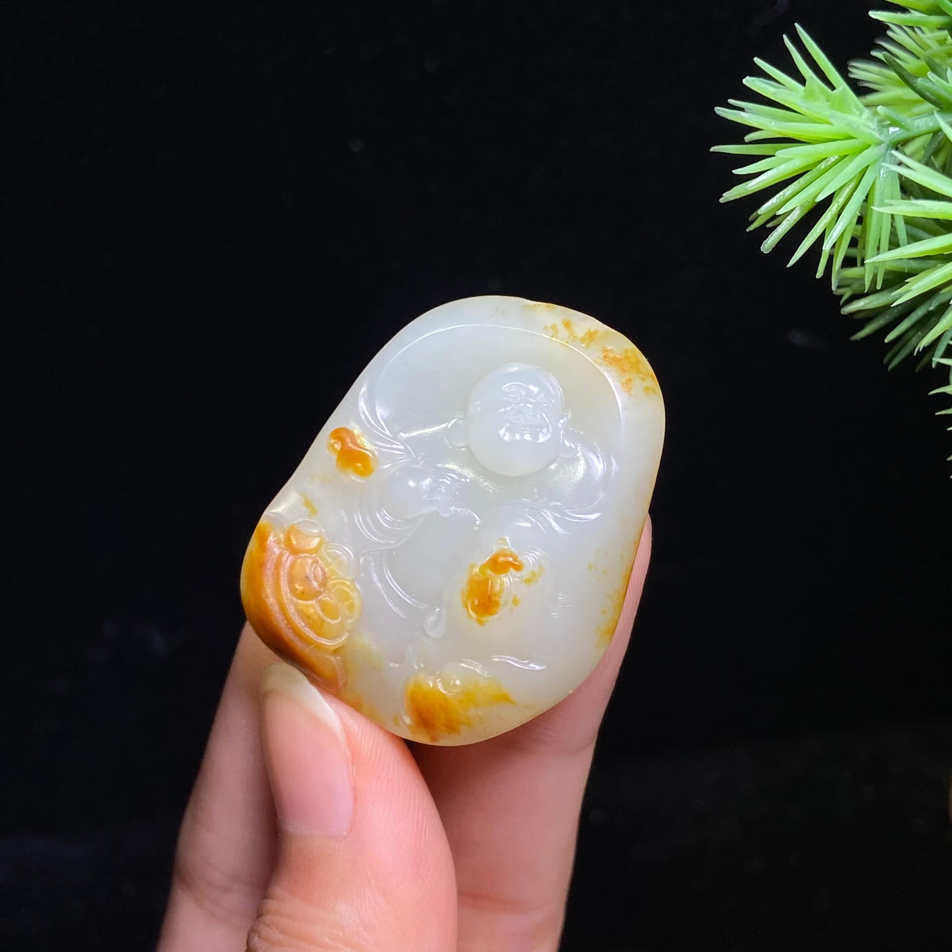和田玉籽料独籽佛公（16.5g）