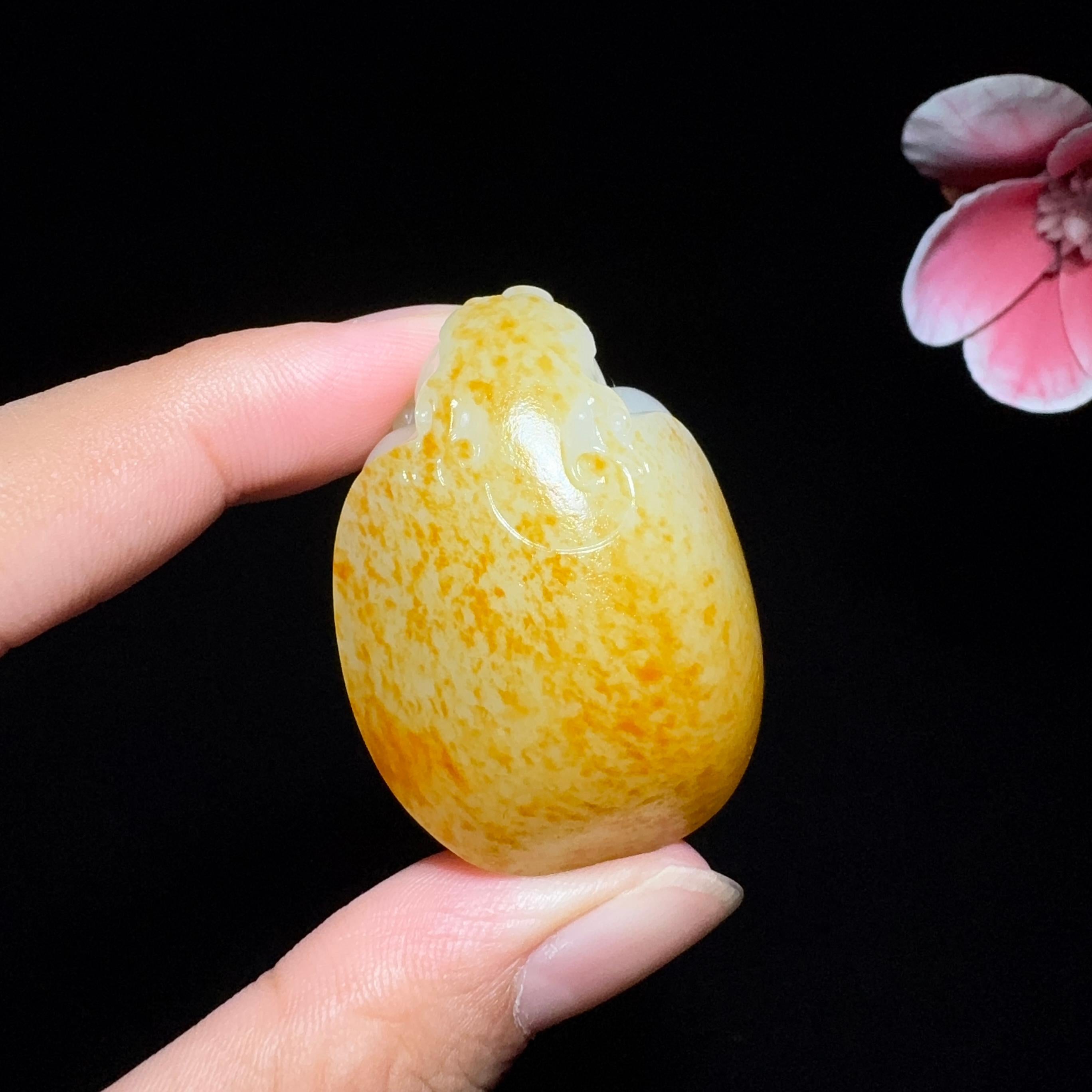 秒杀和田玉籽料龙龟挂件（33.1g）
