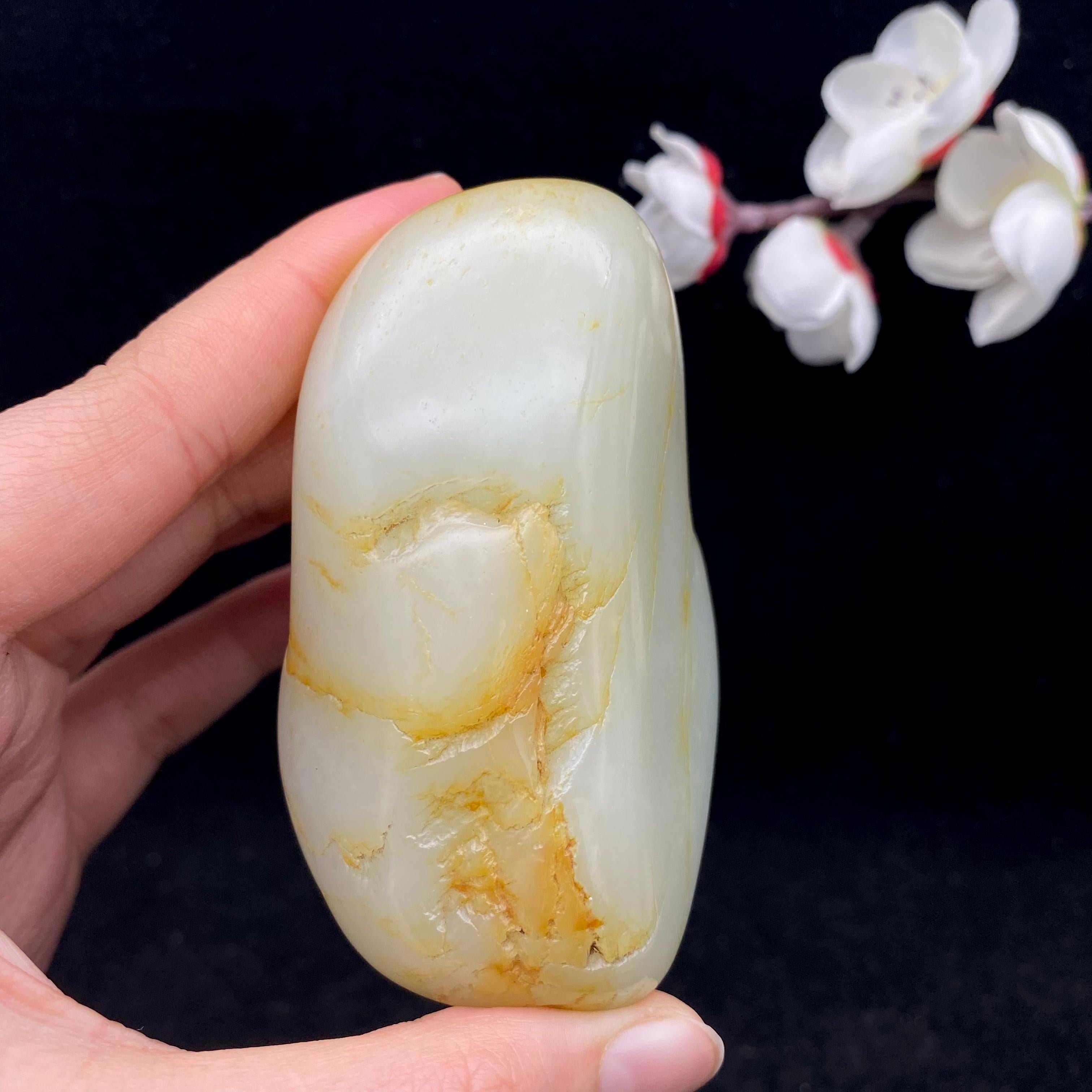 和田玉洒金皮籽料（192.9g）