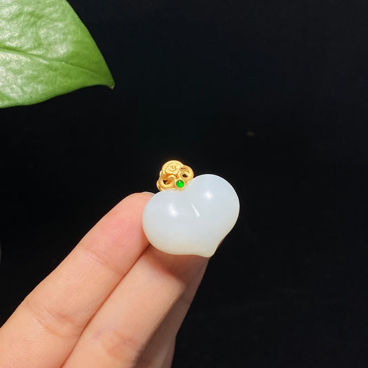 精品和田白玉金镶玉心挂件（12.5g）