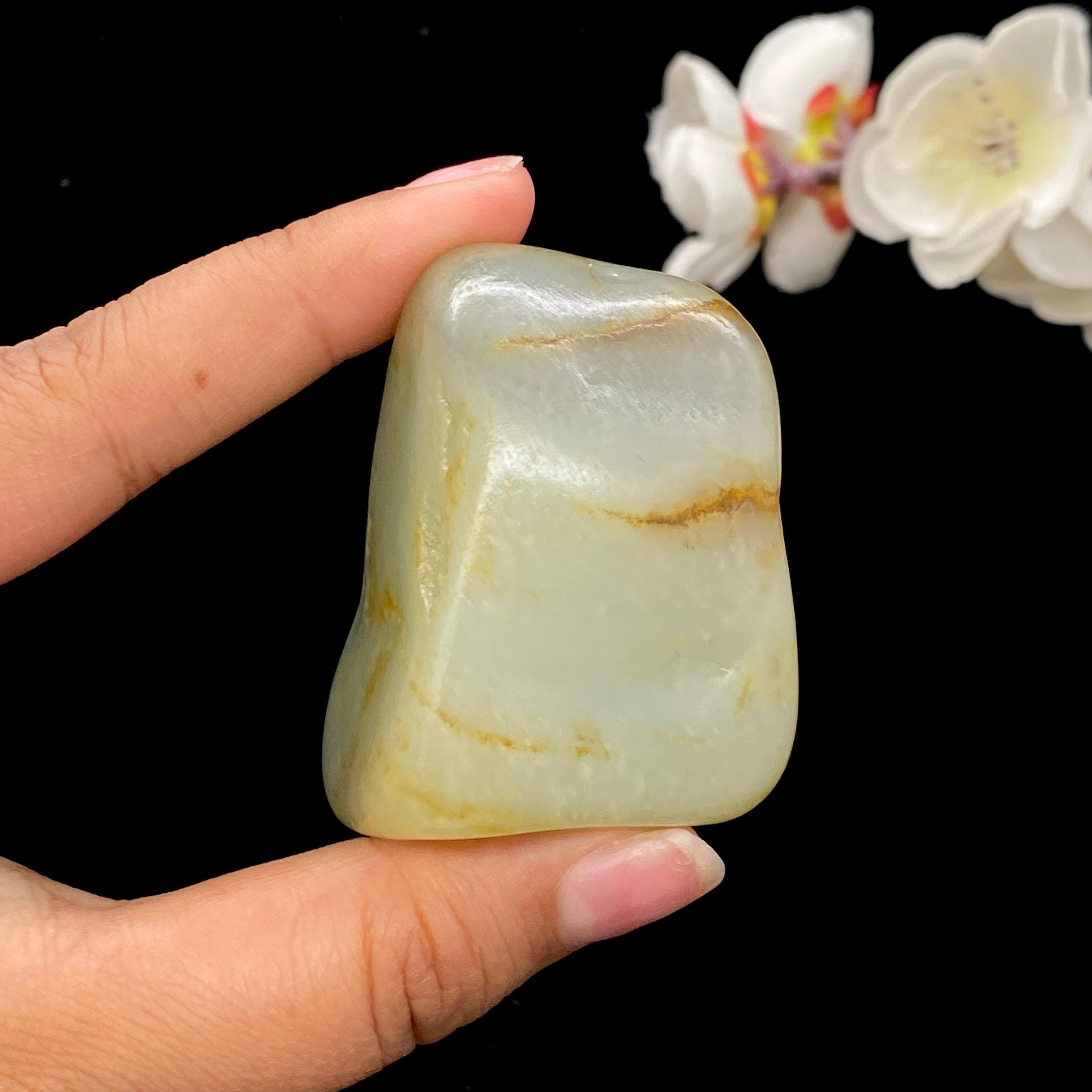 和田玉洒金皮青花底籽料（105g）