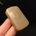精品和田山料糖白关公挂件（42.4g）
