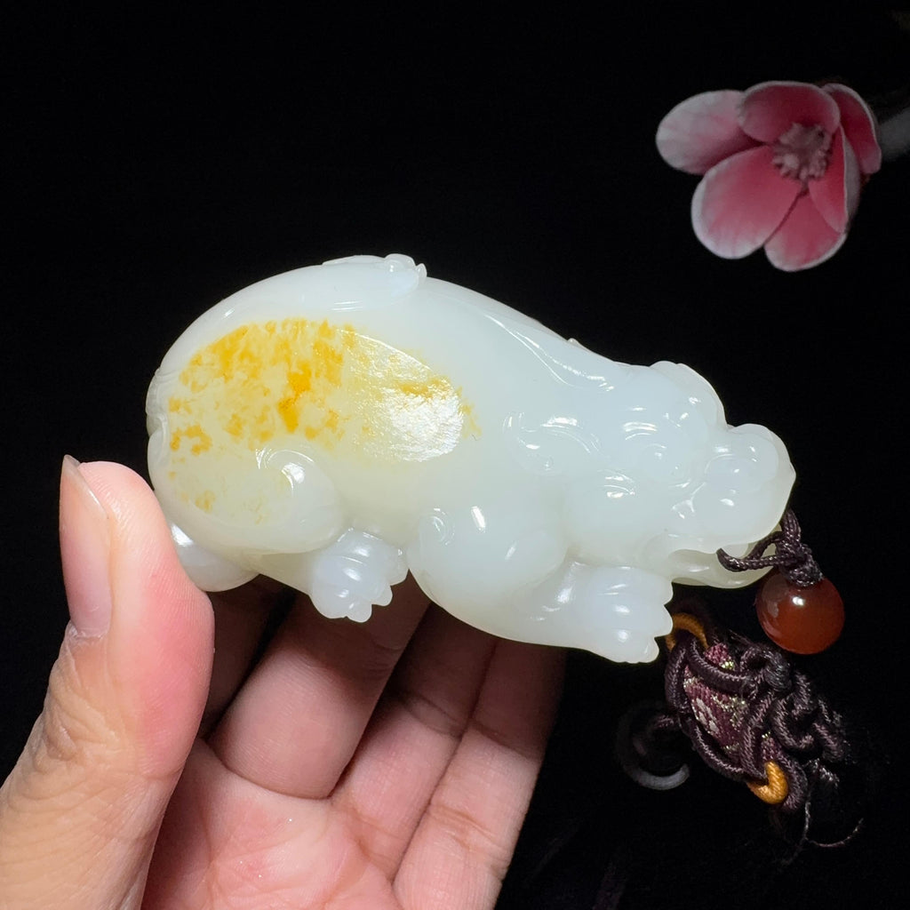 秒杀和田玉籽料手把件貔貅（125.0g）