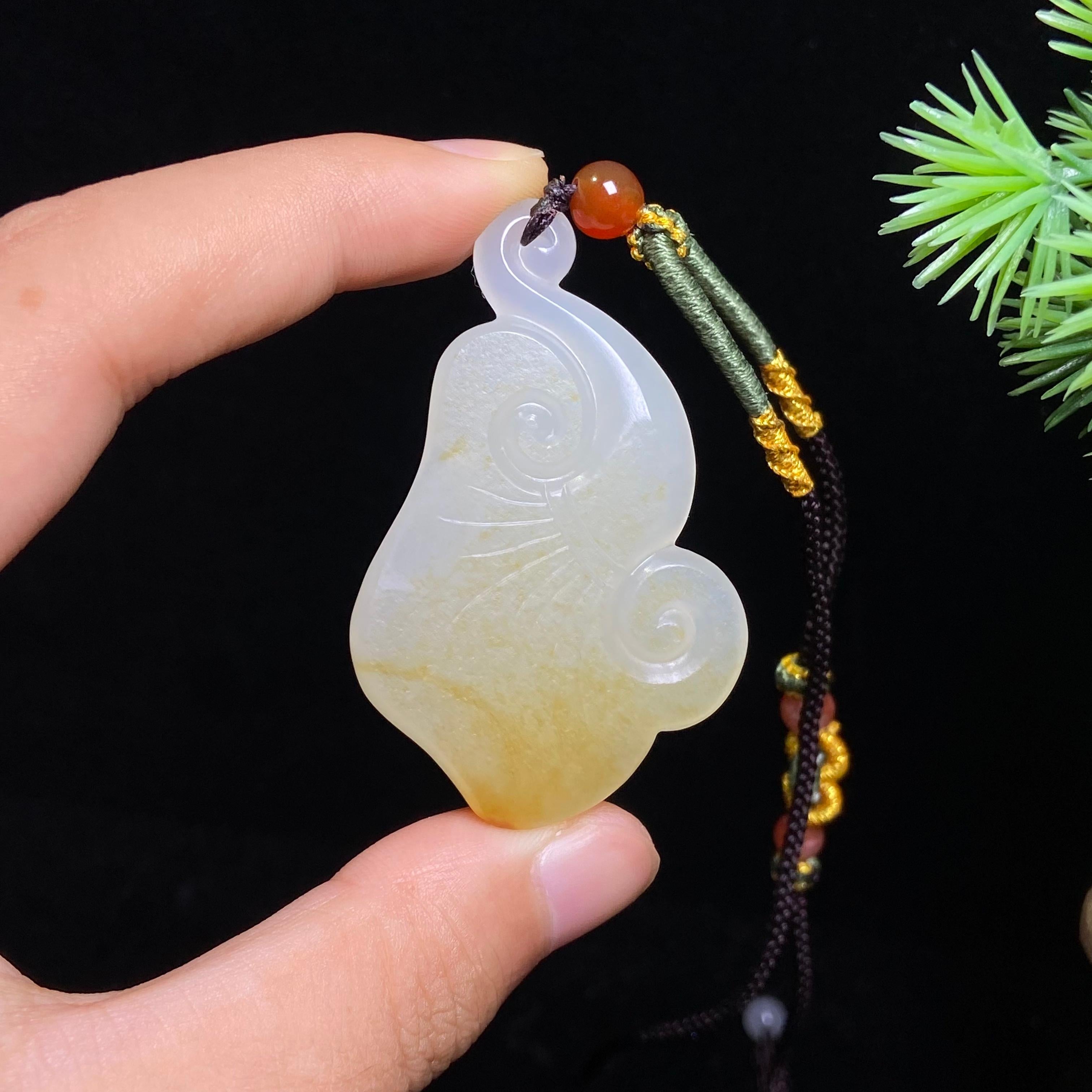 和田玉玉籽料如意（13.6g）