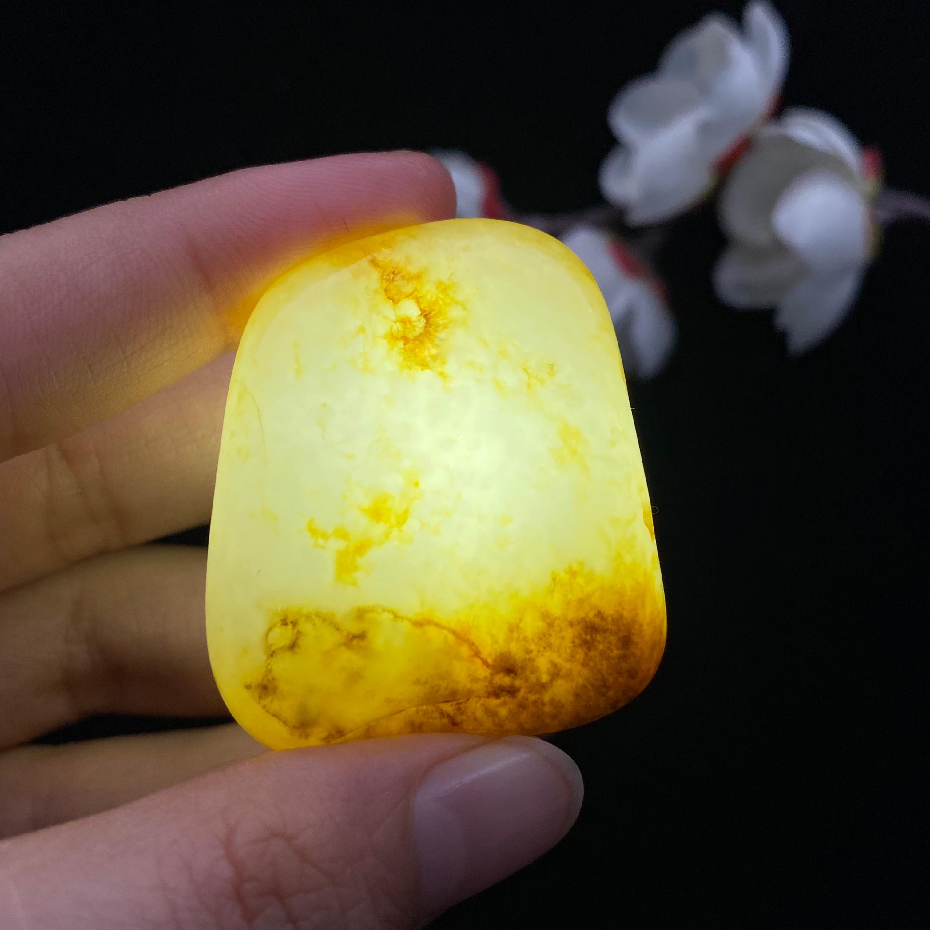 和田玉聚黄皮籽料（42.6g）