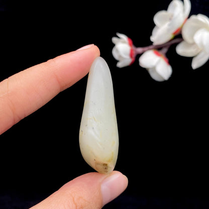 和田玉黄皮青花籽料原石（28g）
