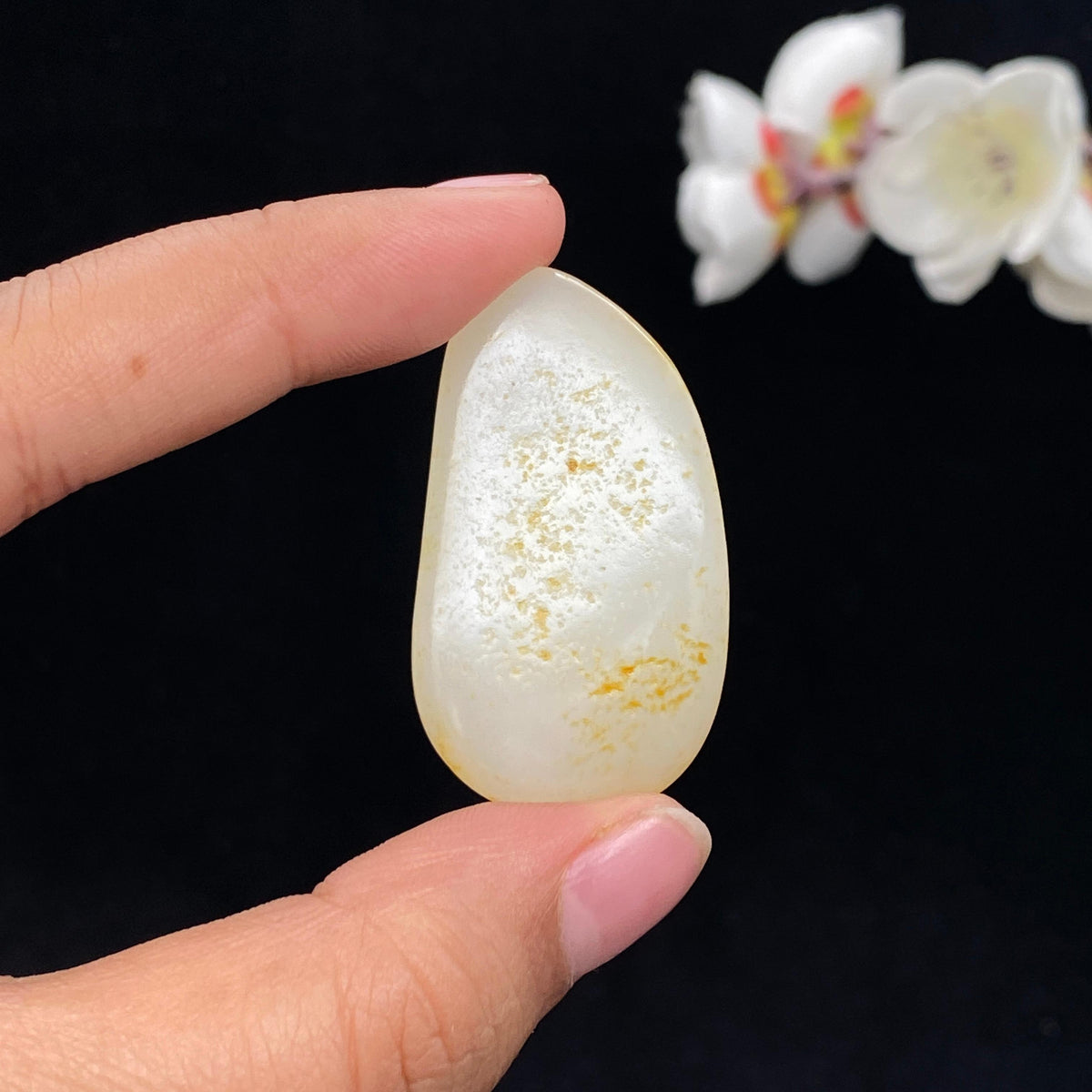 和田玉洒金皮籽料挂件（17.2g）