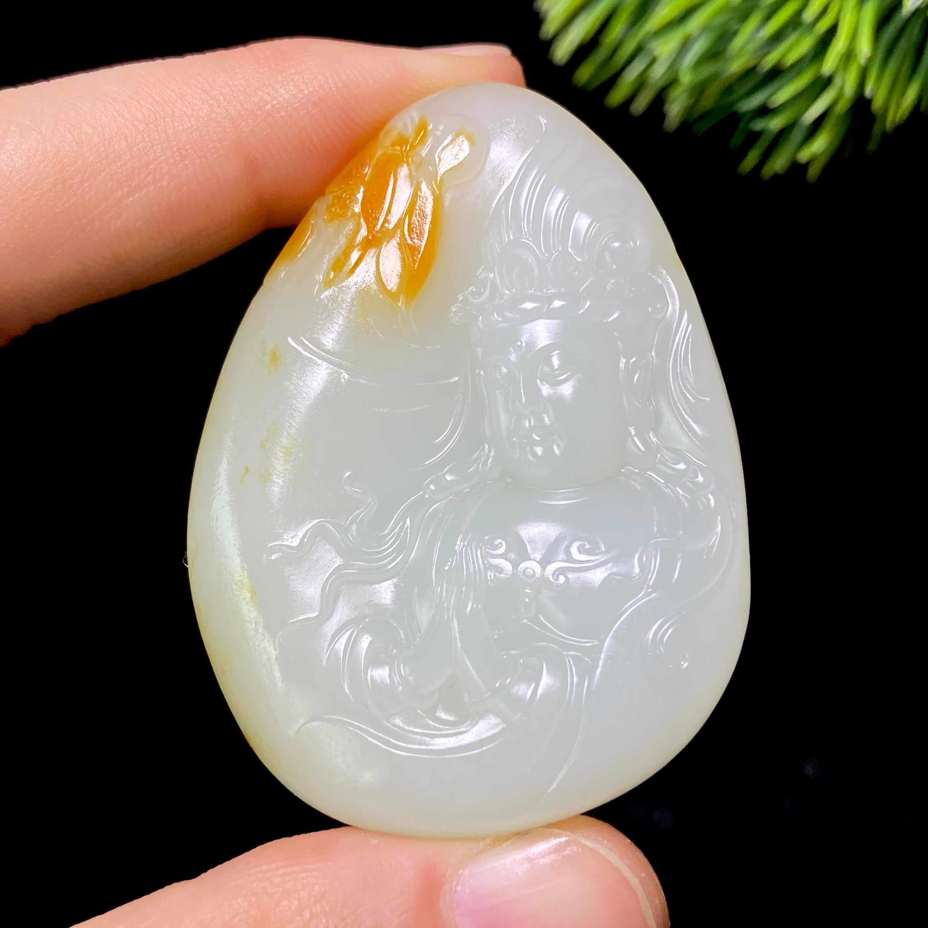 和田玉籽料观音（64.7g）