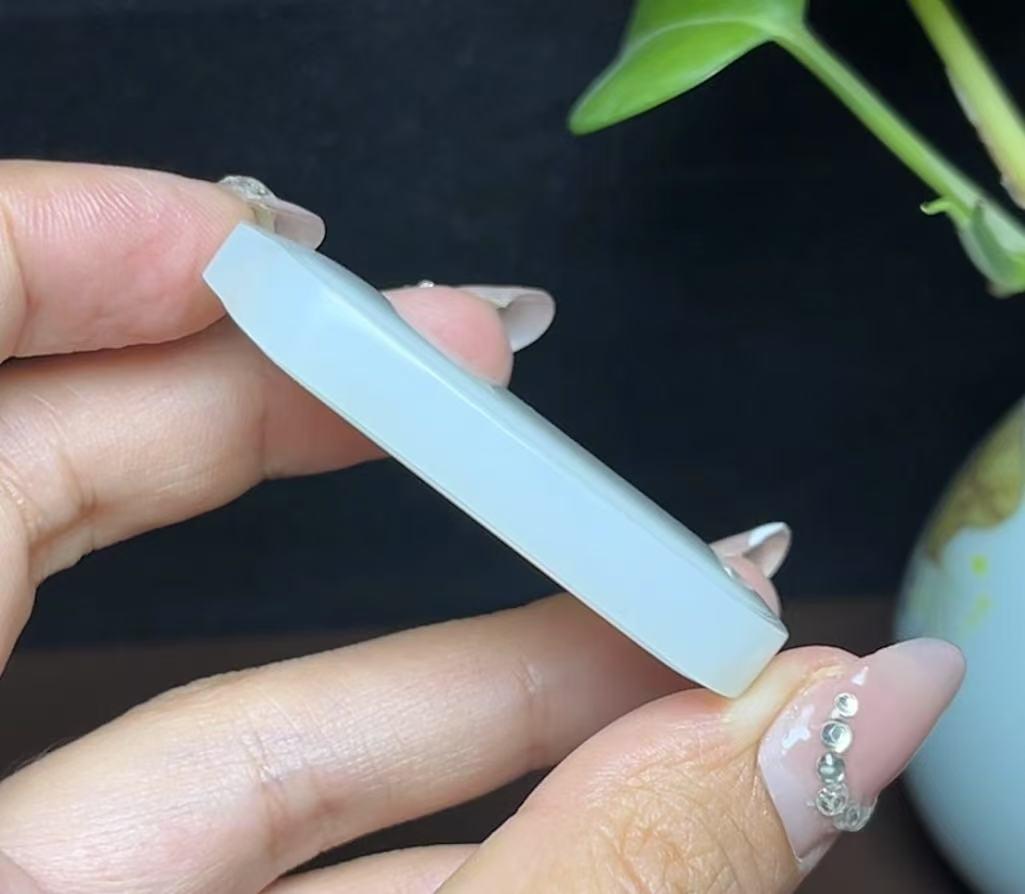 和田羊脂平安无事牌（34.3g）
