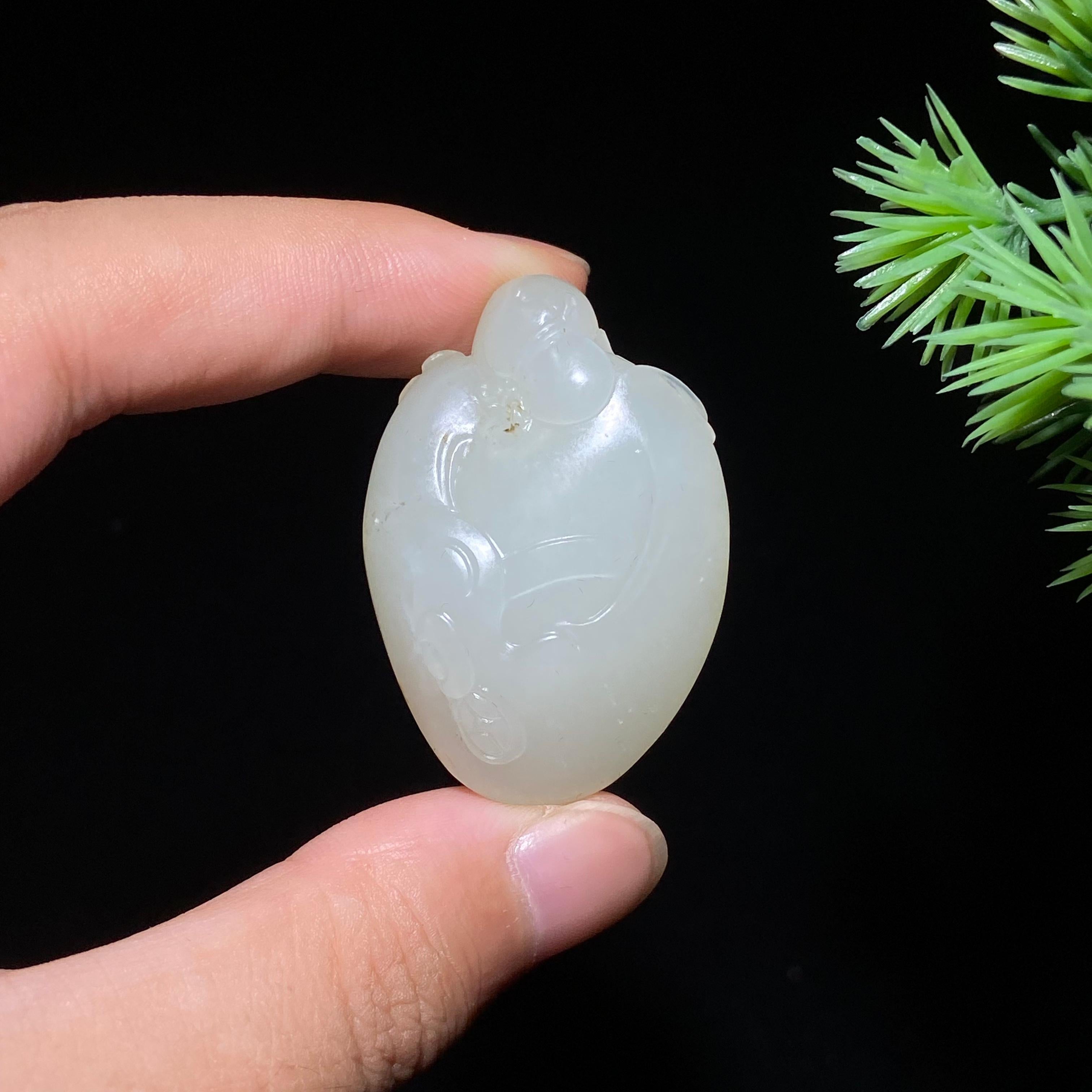 和田玉籽料佛公（18.7g）